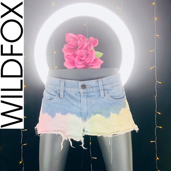 Wildfox Pants - 🦊 Wildfox 💦 Tie Dye Distressed Shorts 26 ☀️